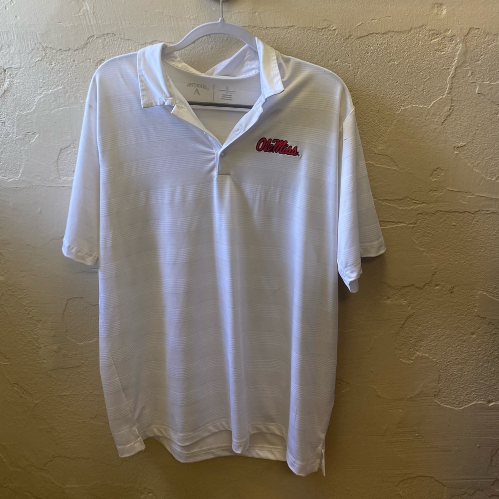 Antigua Mens Ole Miss large Collard shirt